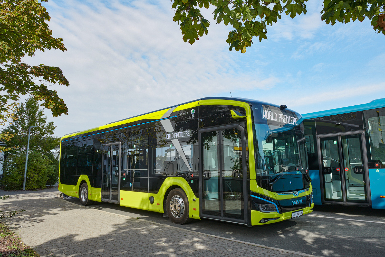 Бавария, MAN 12C Lion's City 12 E LE NL326 № M-AN 9470