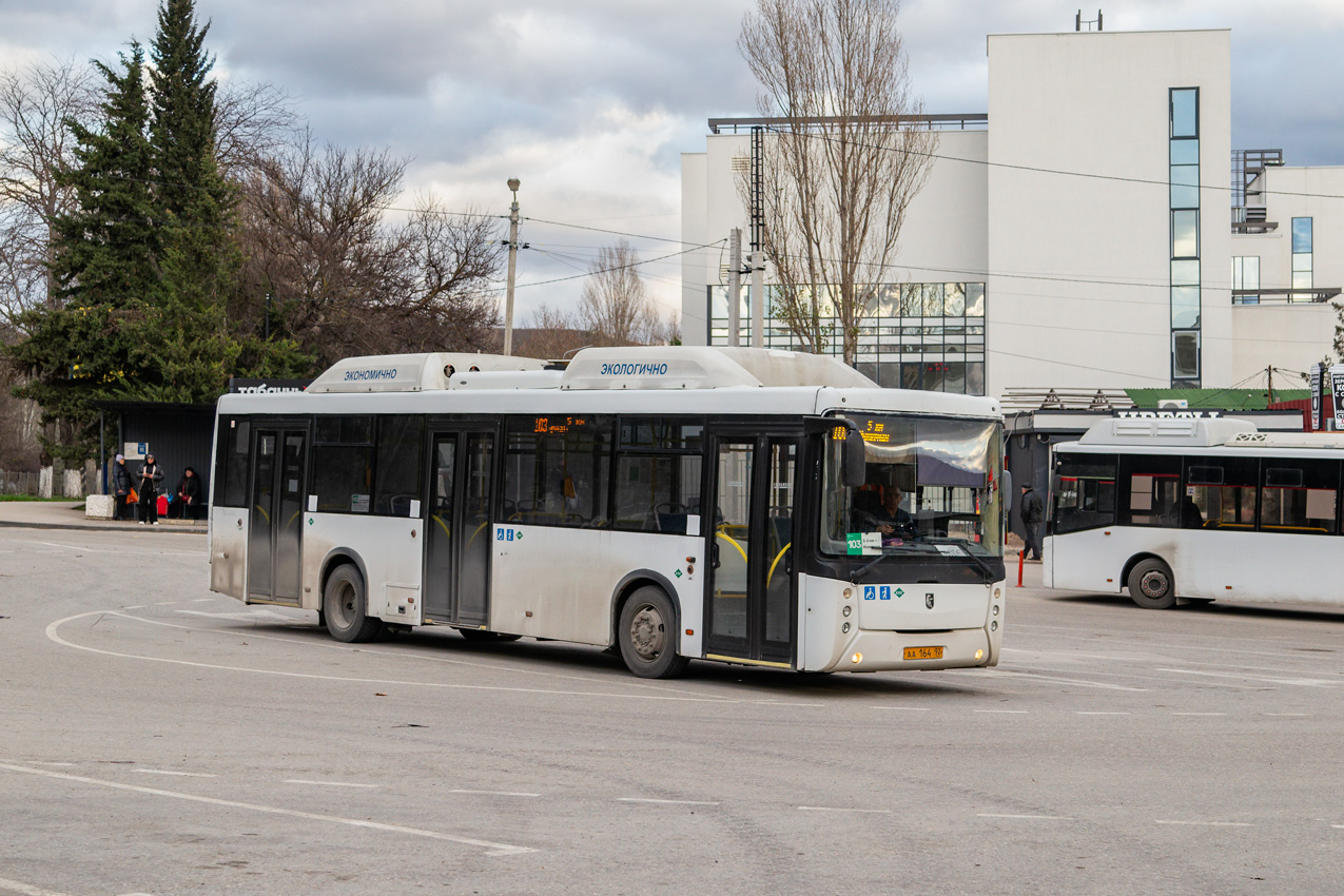 Севастополь, НефАЗ-5299-40-51 № АА 164 92