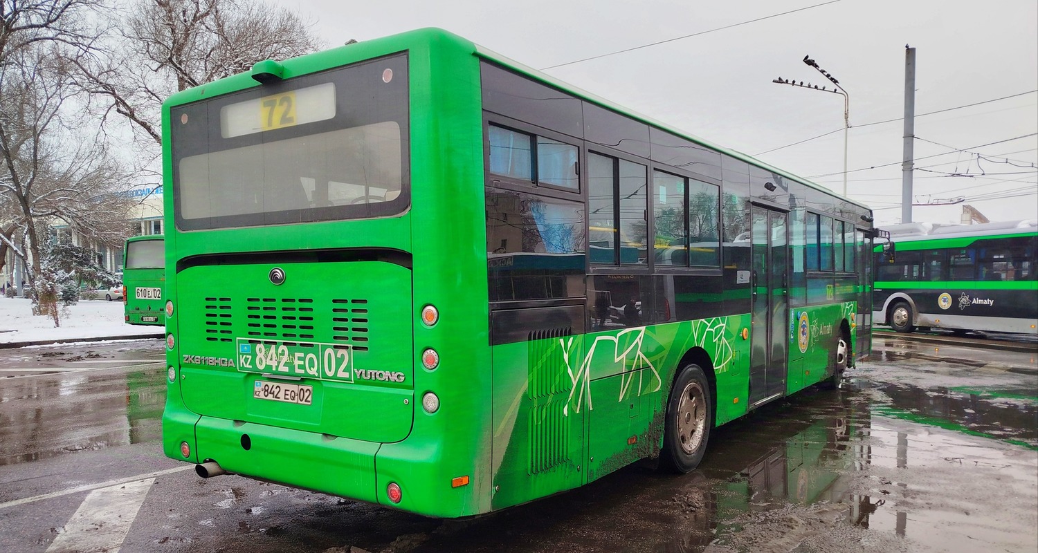 Алматы, Yutong ZK6118HGA (QazTehna) № 842 EQ 02