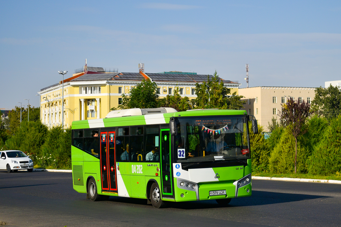 Узбекистан, SAZ LE60 № 04202