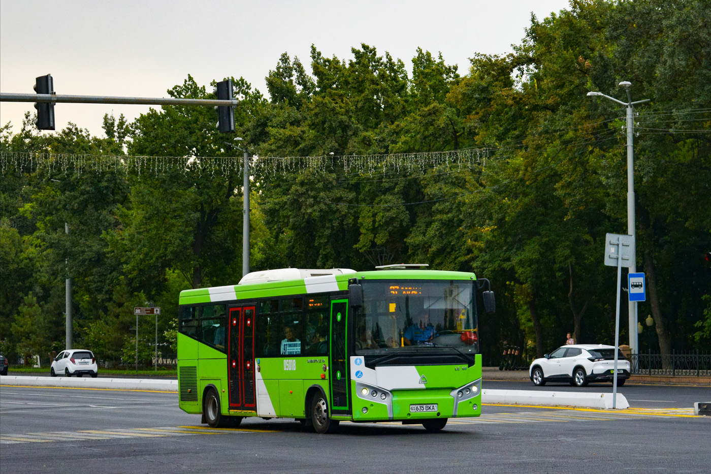 Узбекистан, SAZ LE60 № 05018