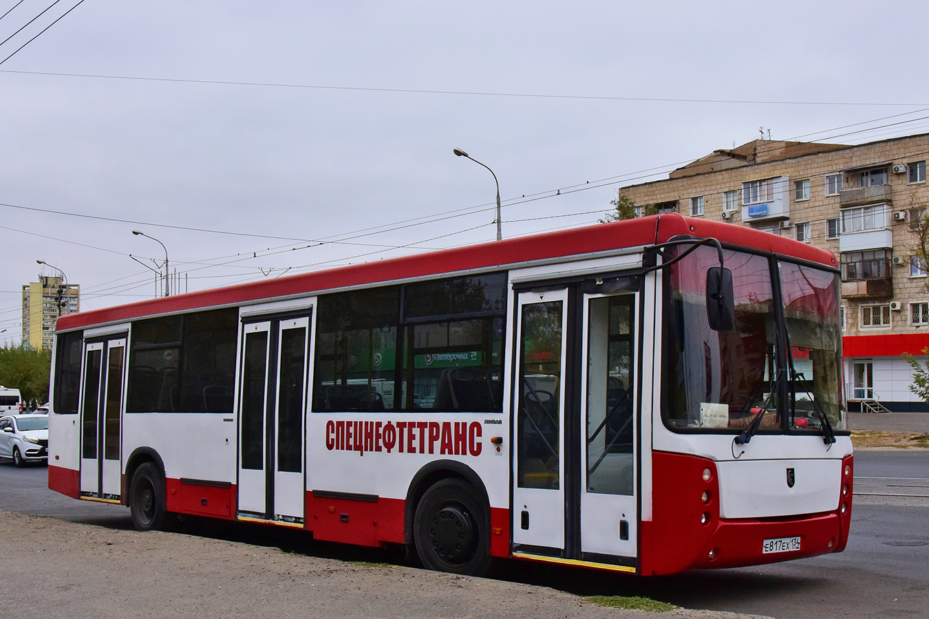Волгоградская область, НефАЗ-5299-10-33 № Е 817 ЕХ 134