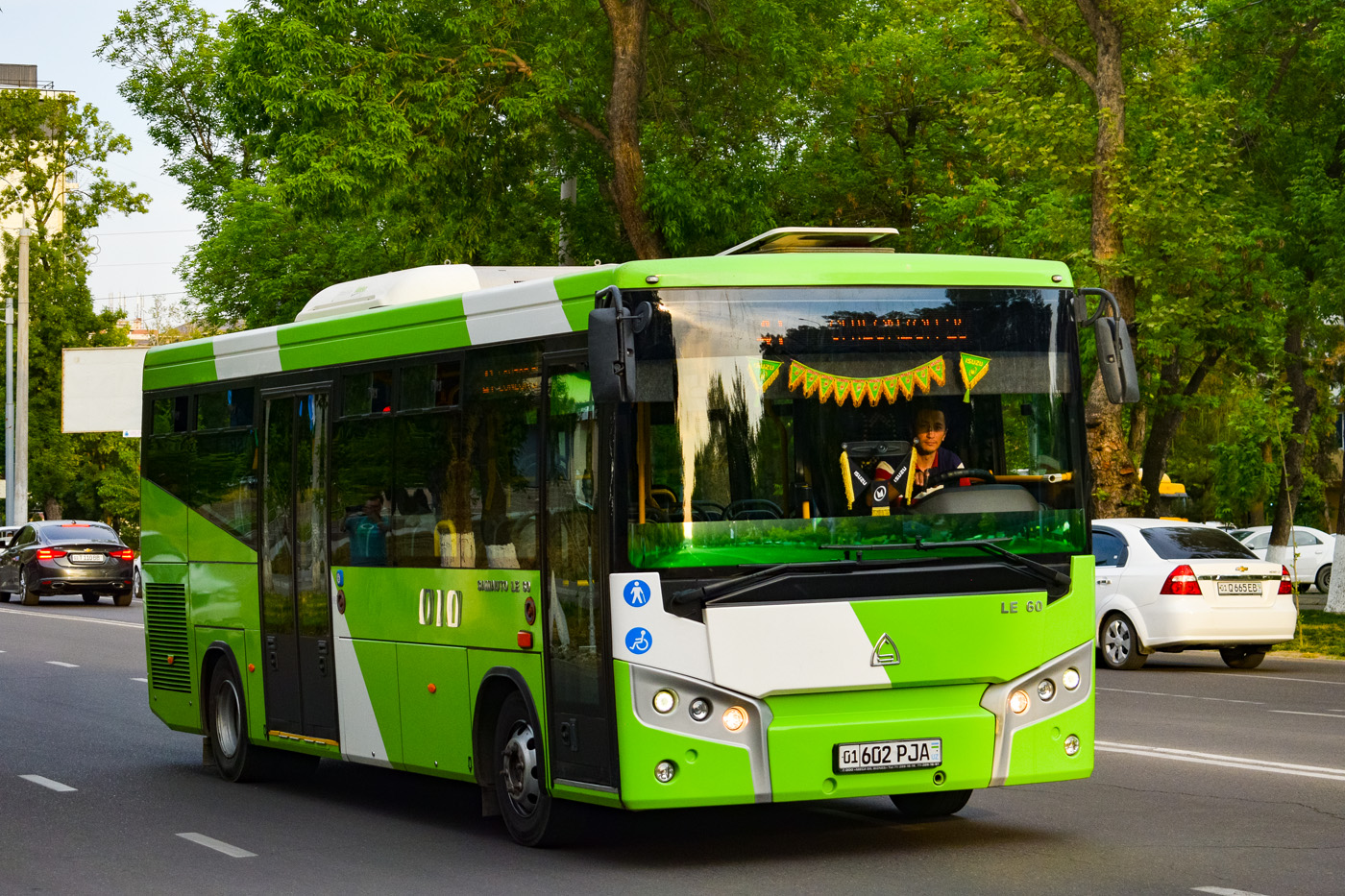 Узбекистан, SAZ LE60 № 07010