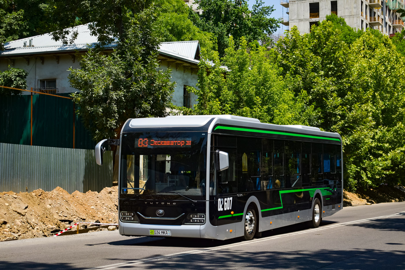 Узбекистан, Yutong ZK6126BEVG № 02607