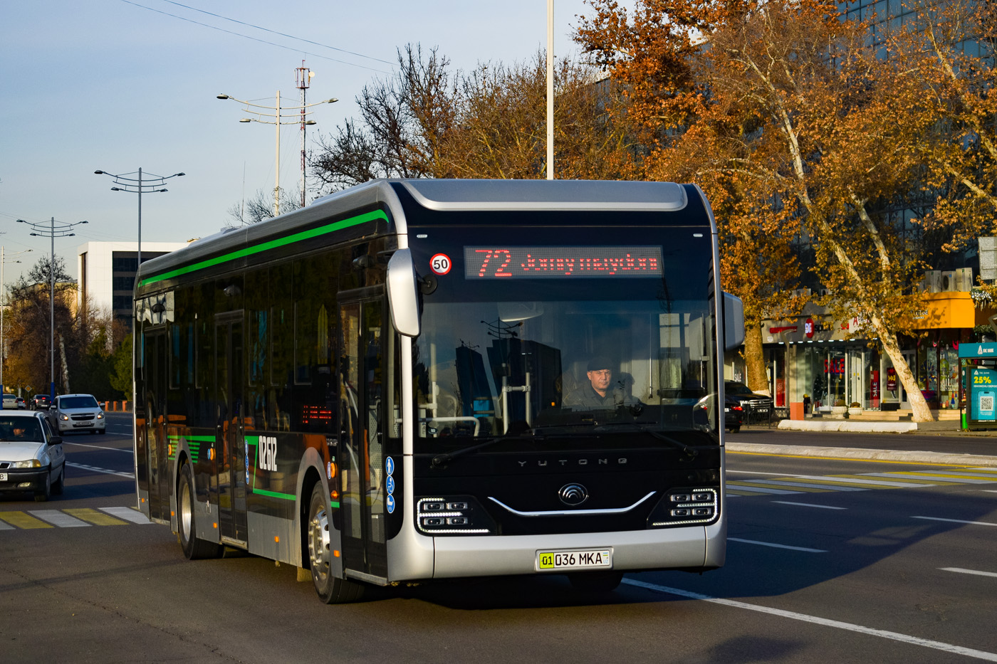 Узбекистан, Yutong ZK6126BEVG № 02612