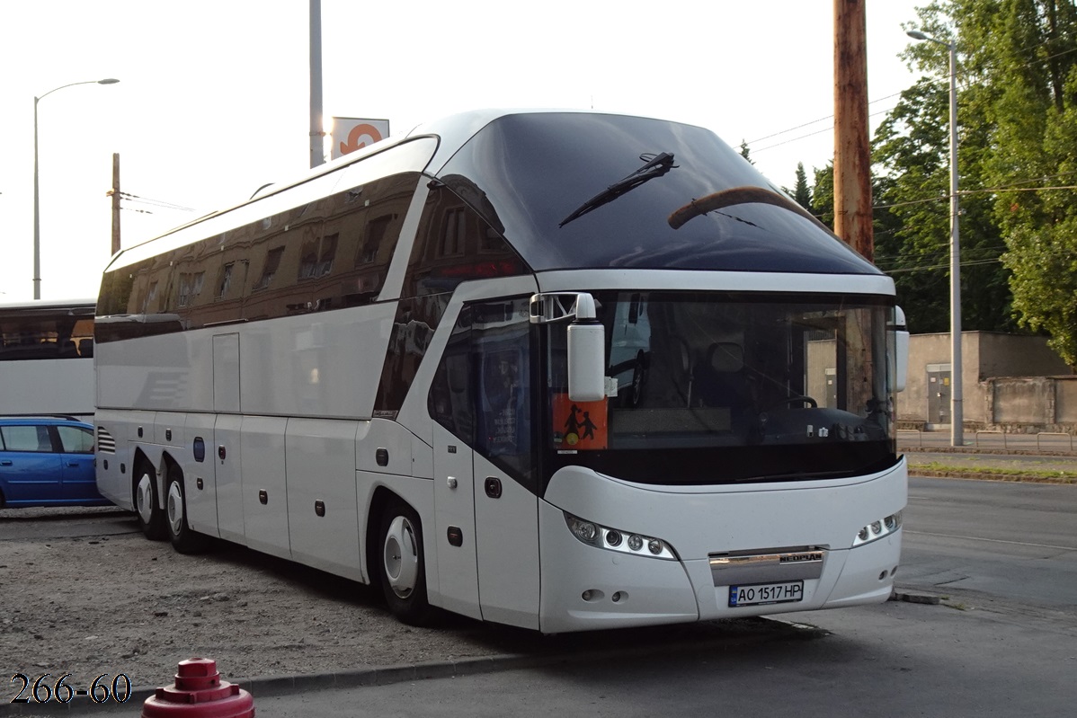 Закарпатская область, Neoplan P12 N5218/3SHDL Starliner L № AO 1517 HP