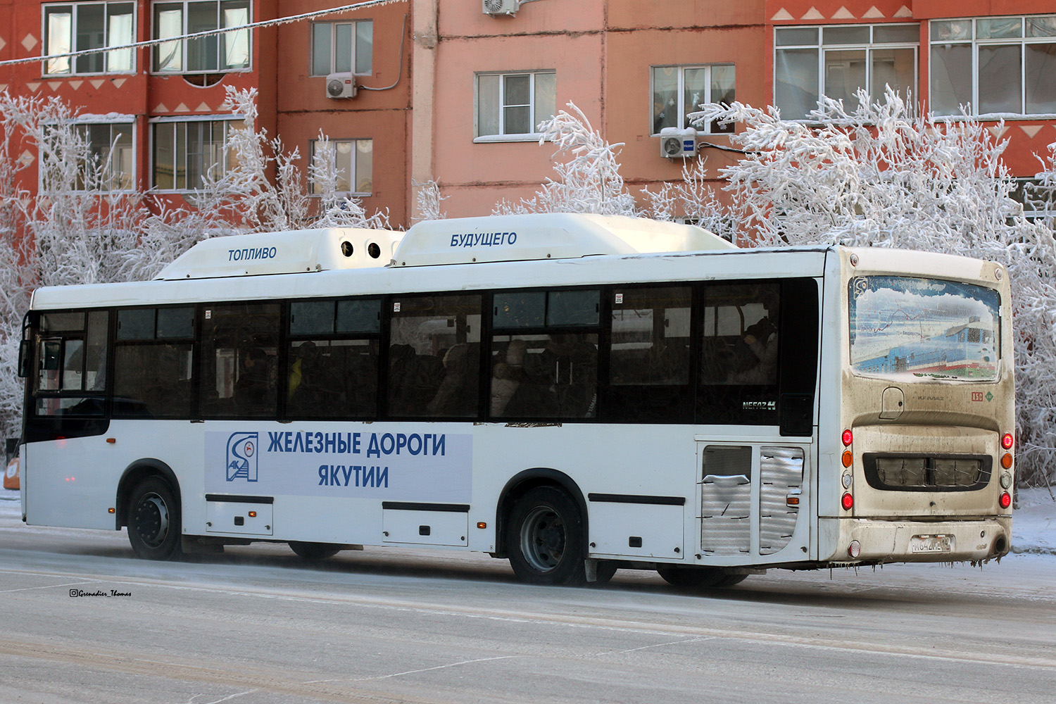 Саха (Якутия), НефАЗ-5299-11-56 № М 642 МЕ 14