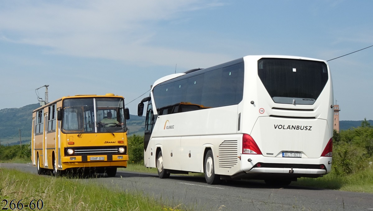 Венгрия, Ikarus 260.06 № BHF-915; Венгрия, Neoplan P21 N2216SHD Tourliner № RLT-923