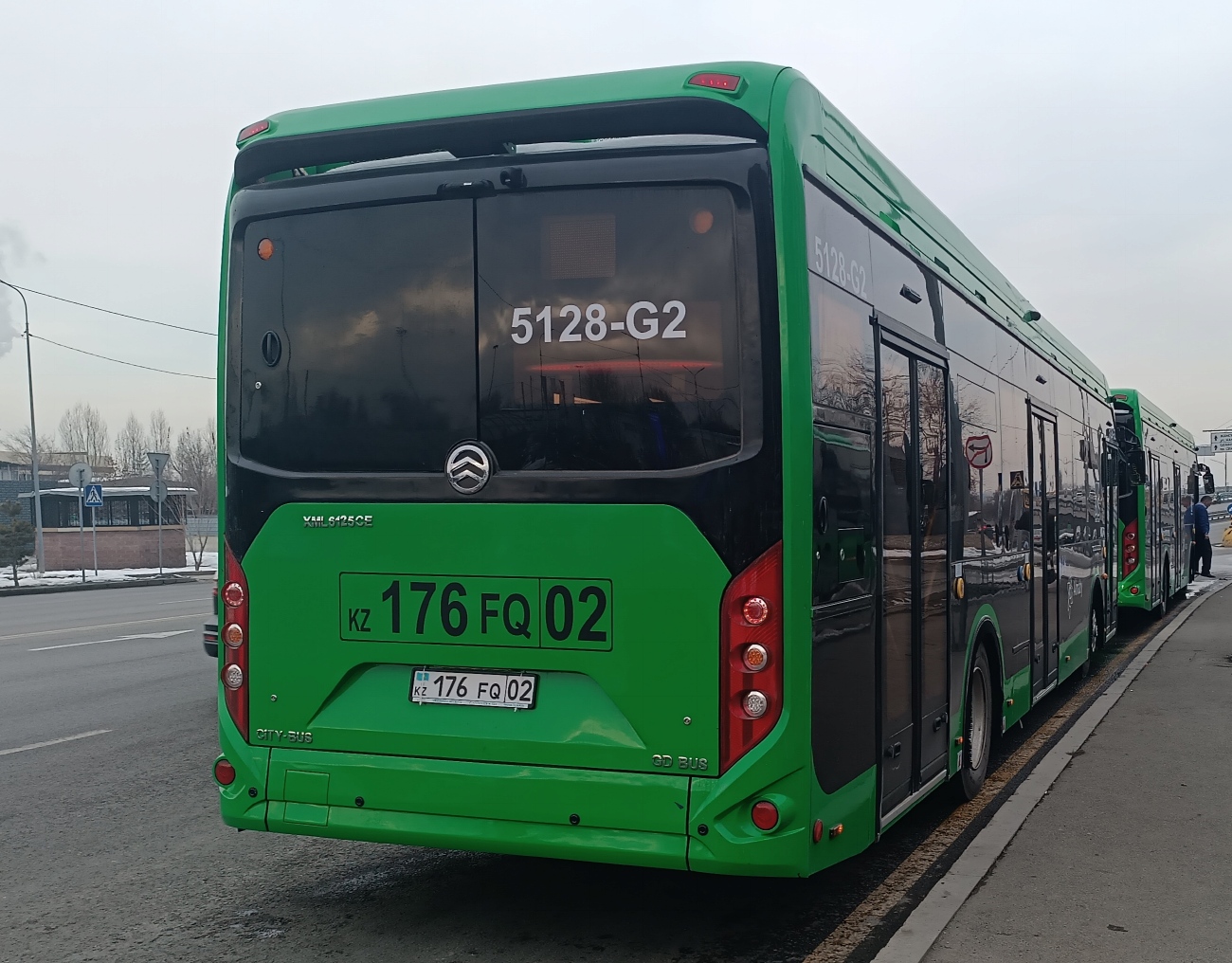 Алматы, Golden Dragon XML6125CE (Hyundai Trans Auto) № 5128-G2