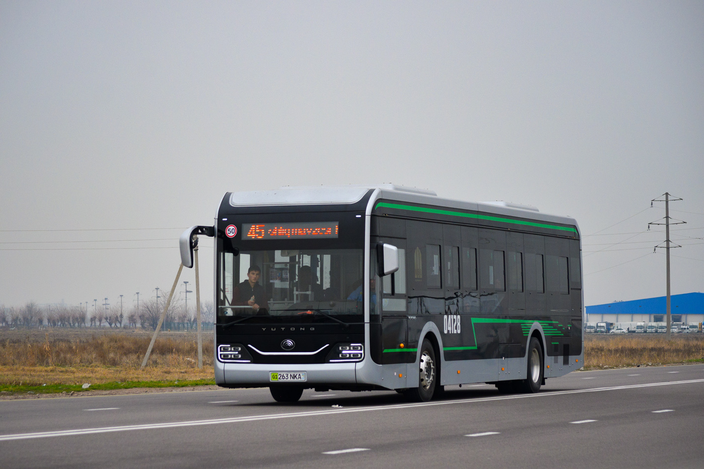 Узбекистан, Yutong ZK6126BEVG № 04128