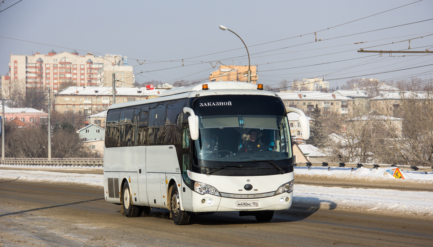 Новосибирская область, Yutong ZK6938HB9 № М 490 МС 154
