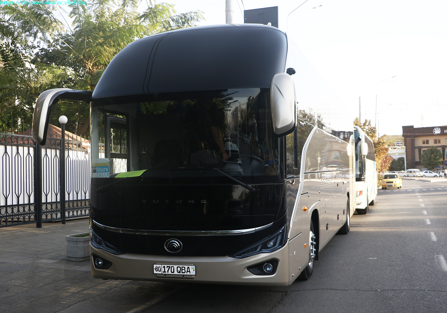 Узбекистан, Yutong C12PRO (ZK6128HN) № 80 170 QBA