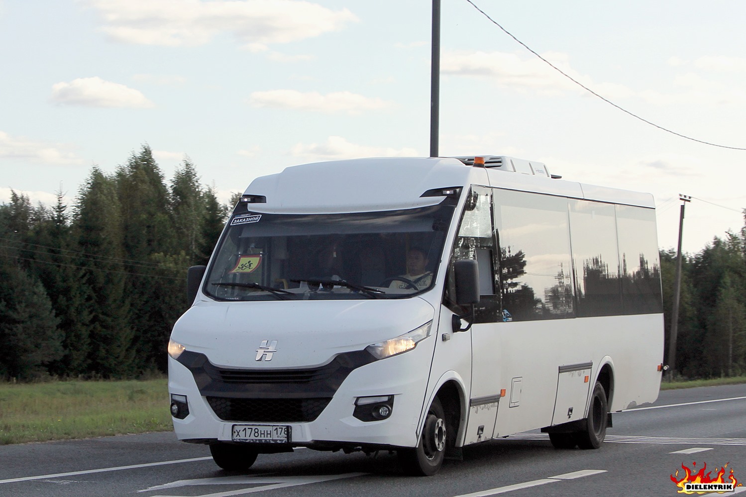 Санкт-Петербург, Неман-420234-511 № Х 178 НН 178