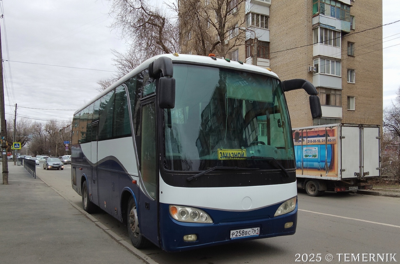 Ростовская область, Golden Dragon XML6896 Town Cruiser № Р 258 ВС 761