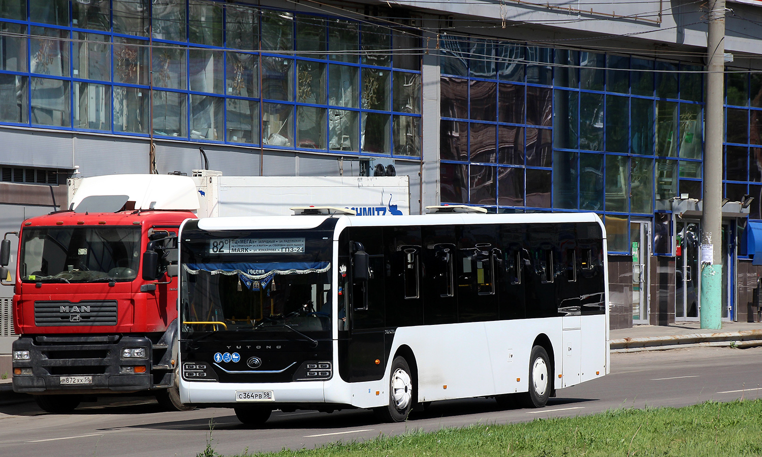 Пензенская область, Yutong ZK6116HG № С 364 РВ 58
