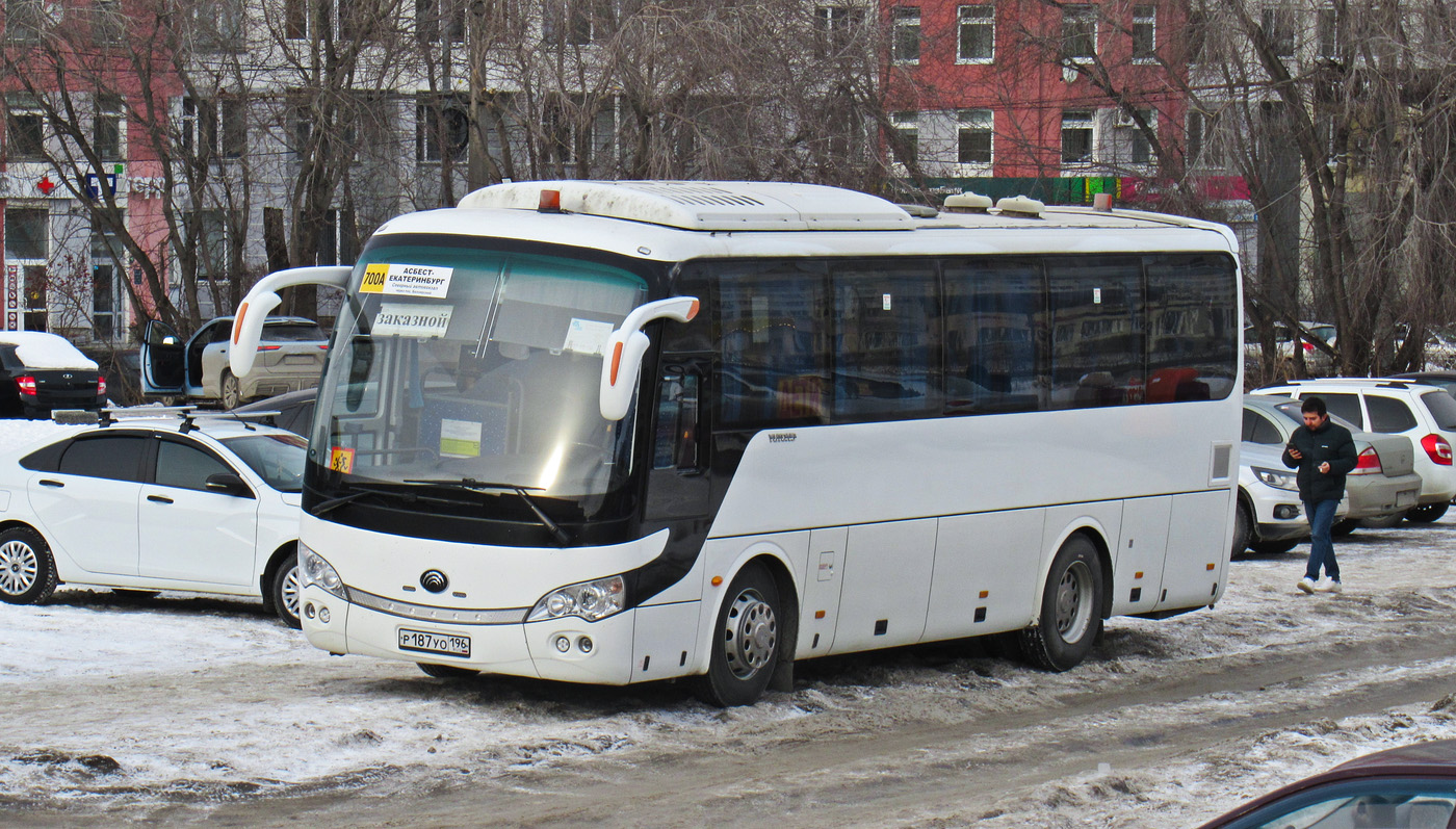 Свердловская область, Yutong ZK6938HB9 № Р 187 УО 196