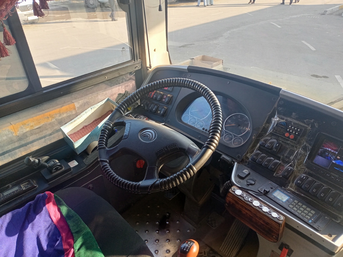 Кыргызстан, Yutong ZK6108HGH № 01 738 AG