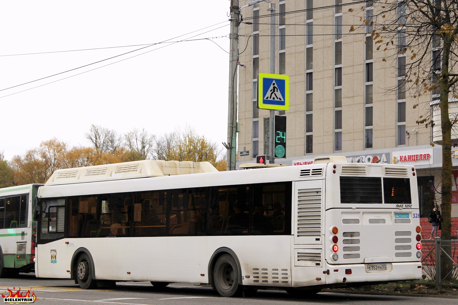 Новгородская область, ЛиАЗ-5292.67 (CNG) № 328