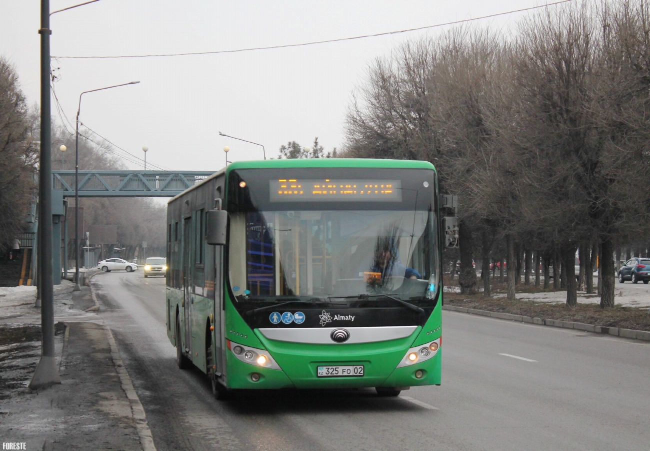 Almaty, Yutong ZK6118HGA (SaryarkaAvtoProm) # 325 FO 02