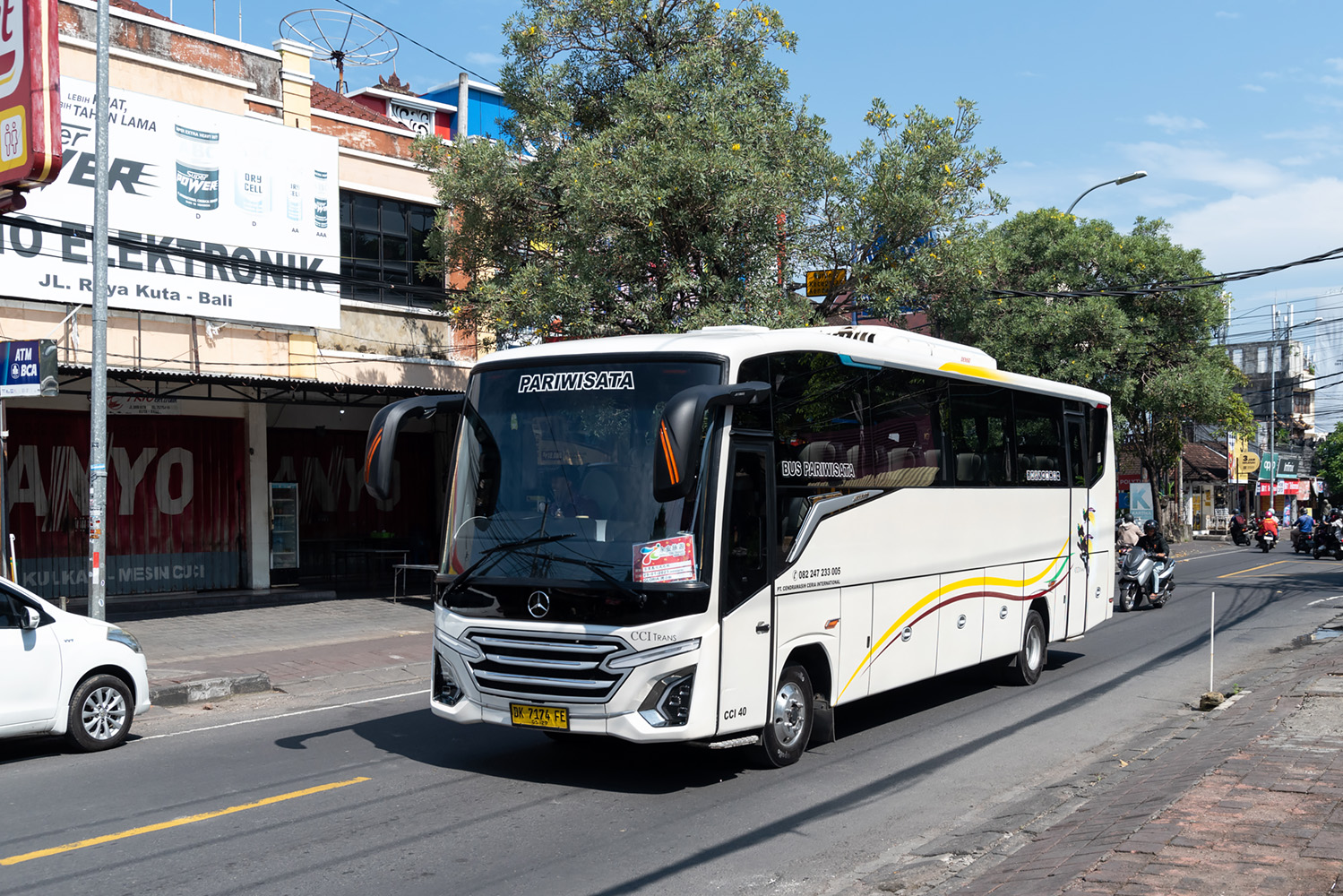 Индонезия, Adi Putro Jetbus 5 MD № DK 7174 FE