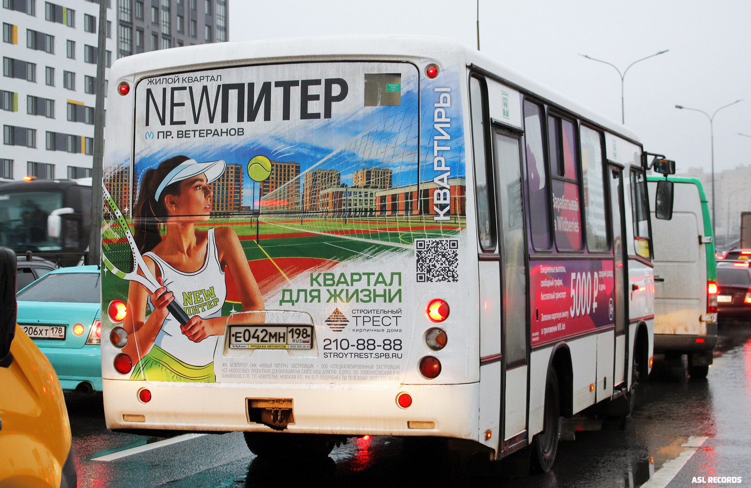 Санкт-Петербург, ПАЗ-320402-05 "Вектор" № Е 042 МН 198