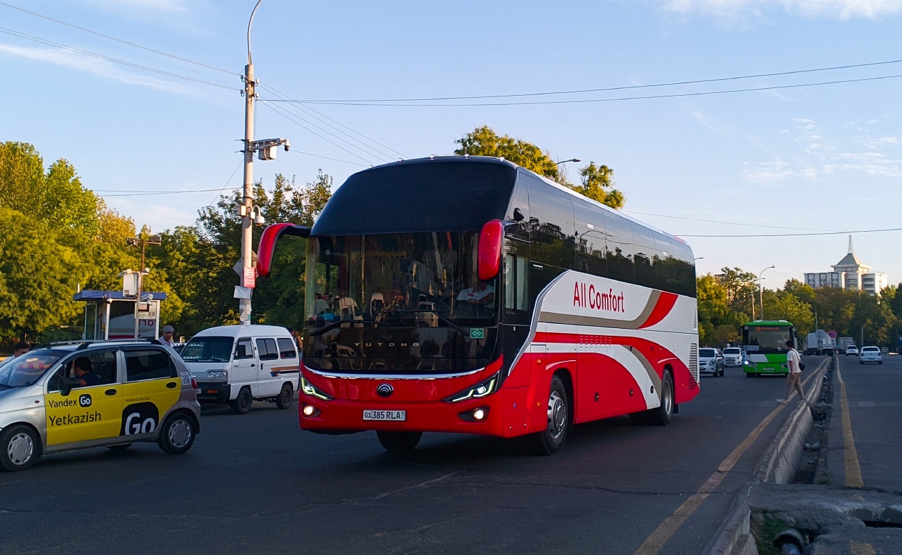 Узбекистан, Yutong C12PRO (ZK6128HN) № 01 385 RLA