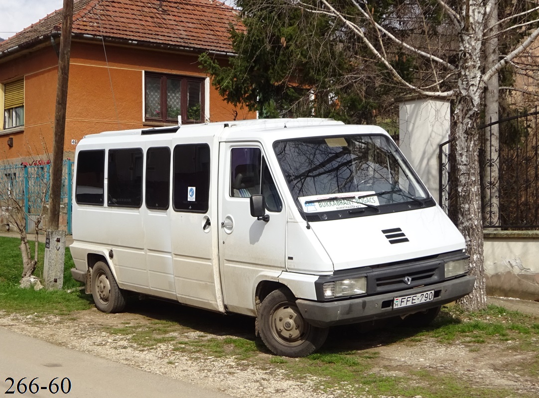 Венгрия, Renault Master I № FFE-790