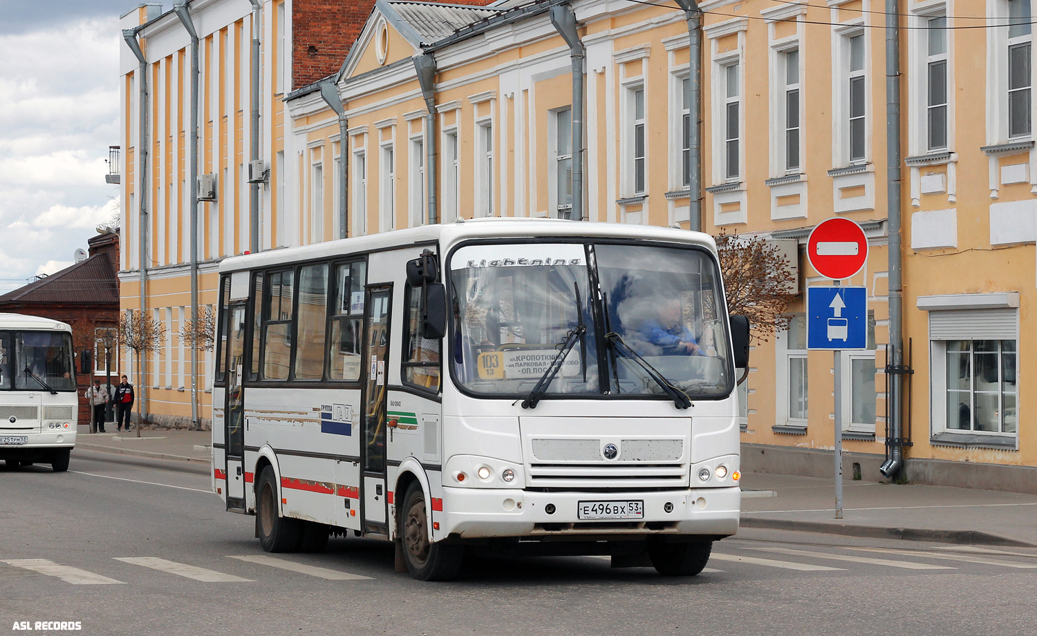 Новгородская область, ПАЗ-320412-05 № Е 496 ВХ 53