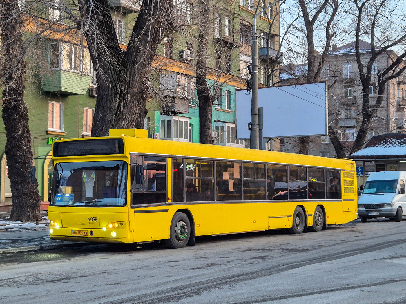 Dnipropetrovská oblast, MAZ-107.467 č. 4038