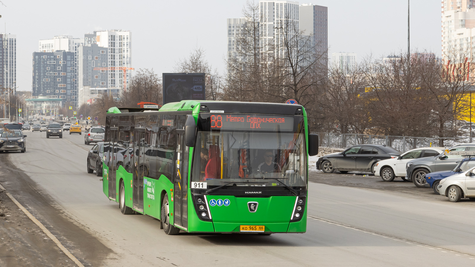 Свердловская область, НефАЗ-5299-40-52 № 911