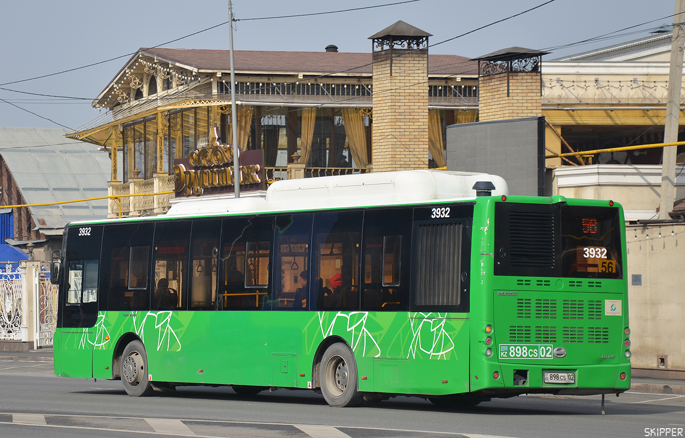 Алматы, Golden Dragon XML6125CN (Hyundai Trans Auto) № 3932