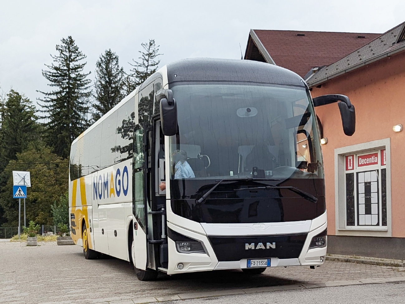 Италия, MAN R07 Lion's Coach RHC434 № FX 213SA