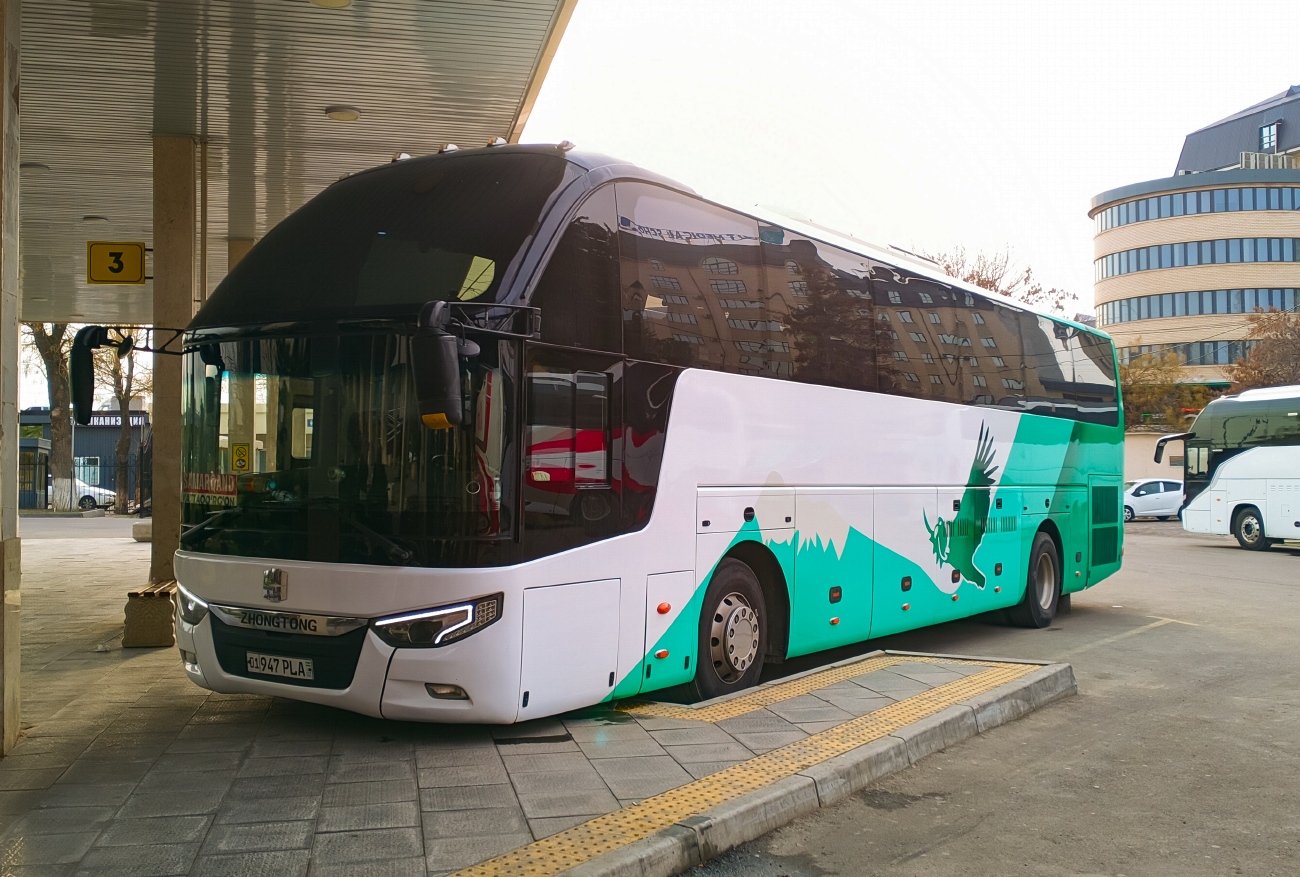 Узбекистан, Zhong Tong LCK6127HGN № 01 947 PLA