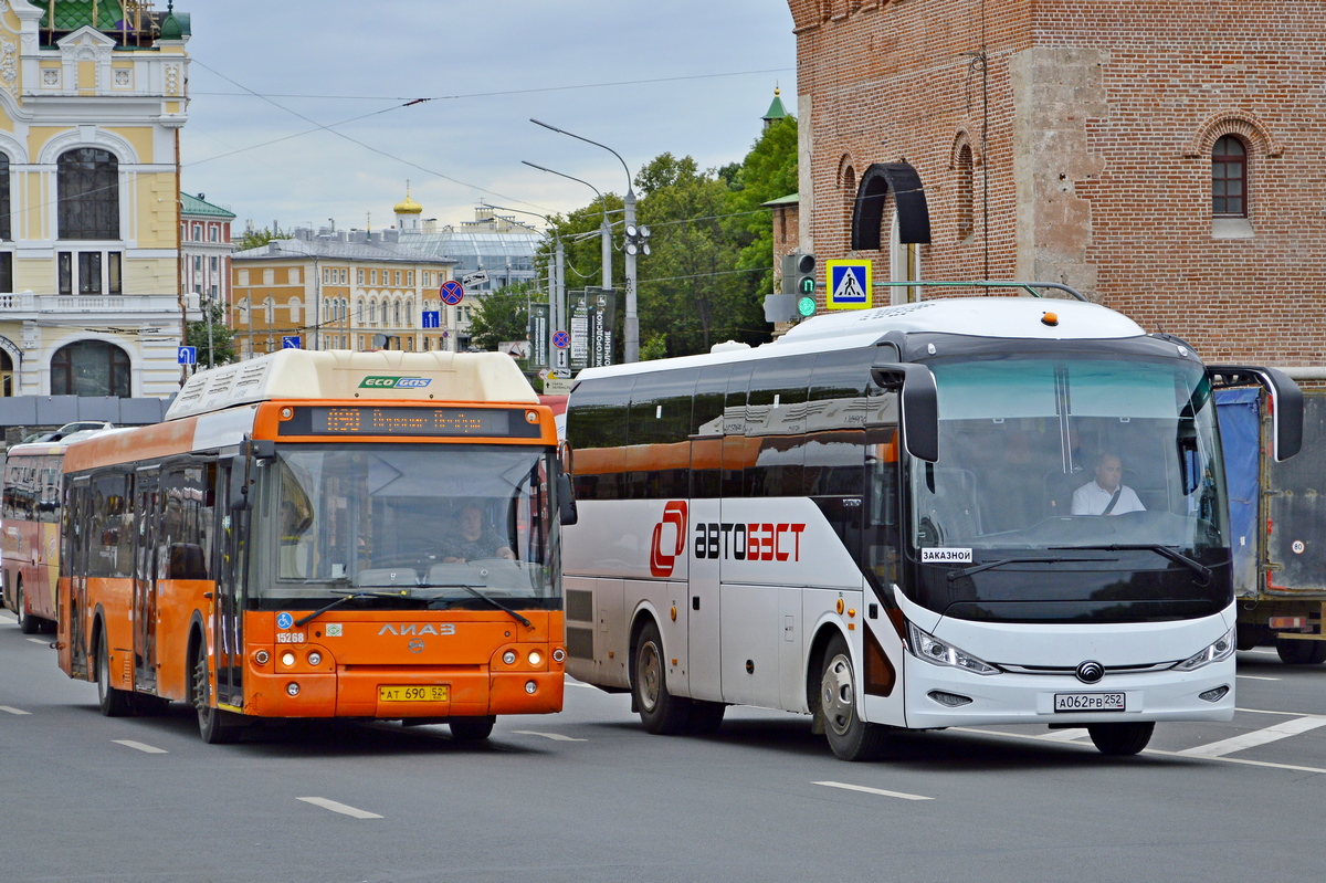 Нижегородская область, ЛиАЗ-5292.67 (CNG) № 15268; Нижегородская область, Yutong ZK6947HN № А 062 РВ 252