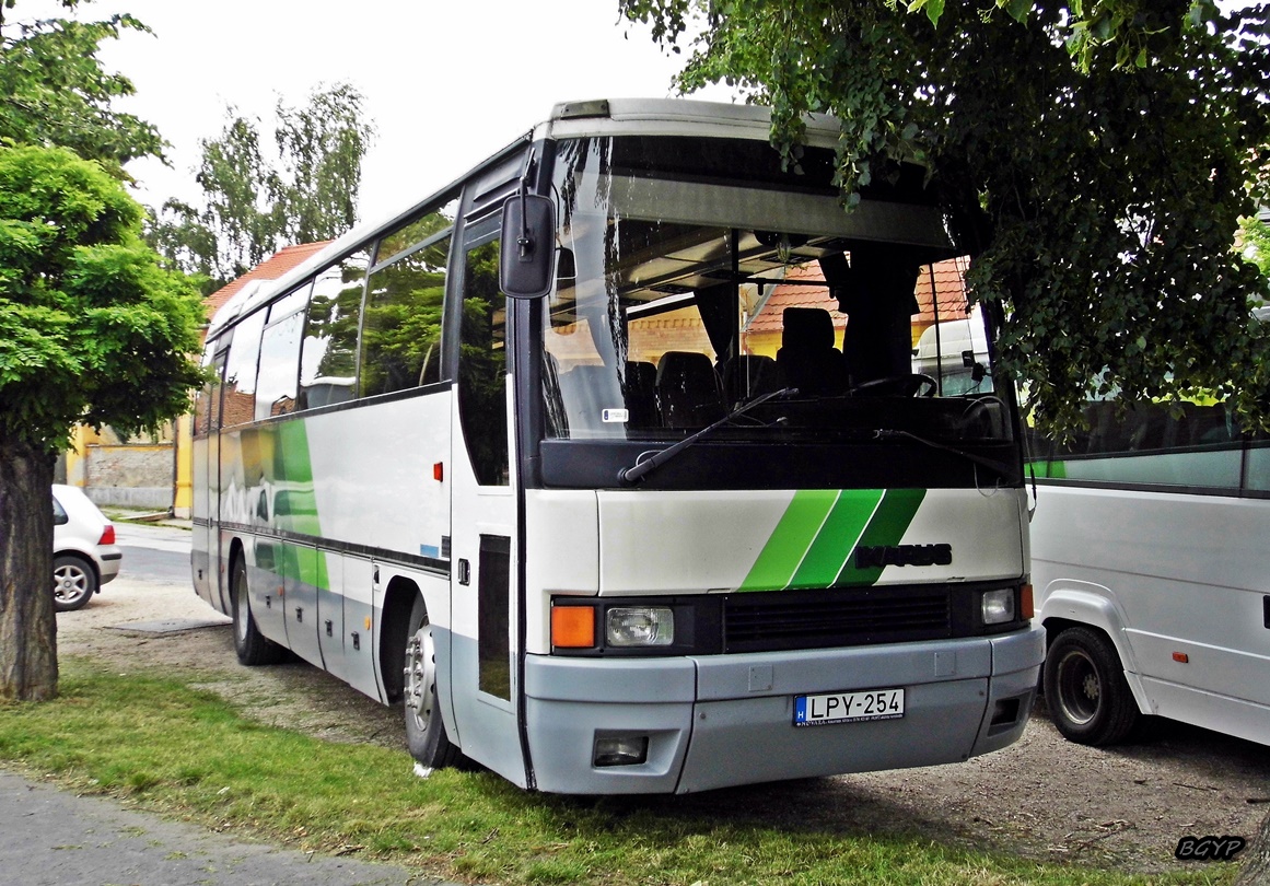 Венгрия, Ikarus 365.03 № LPY-254