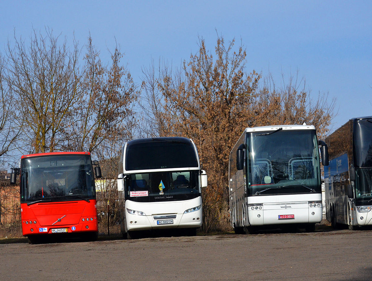 Волынская область, Volvo 8700LE № 191; Волынская область, Neoplan P15 N1217HDC Cityliner C № AC 3002 CM; Волынская область, Van Hool № 03 СО 0021