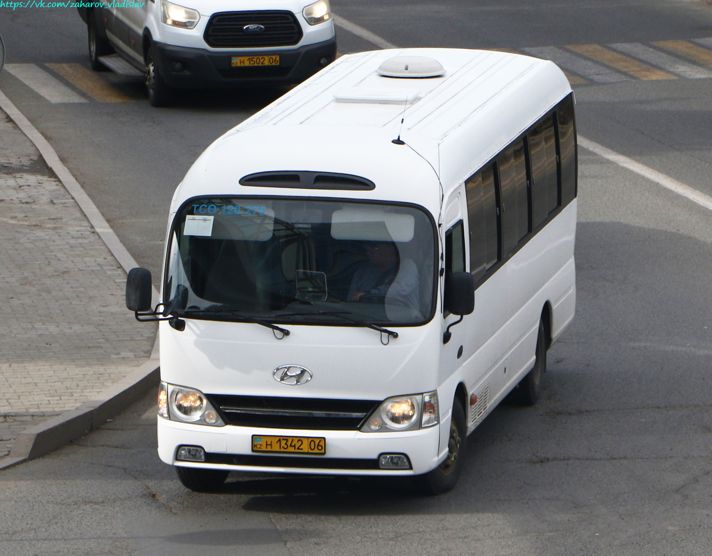 Атырауская область, Hyundai County (Hyundai Trans Auto) № H 1342 06