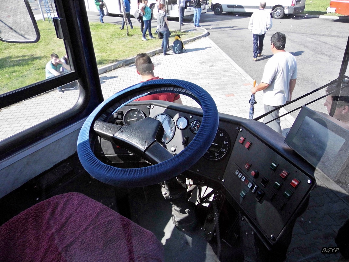 Венгрия, Ikarus 260.46 № 06-09