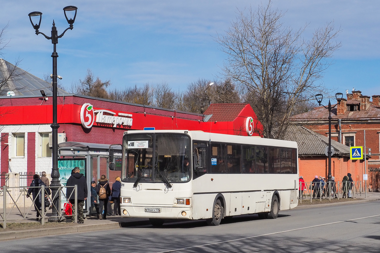Ленинградская область, ЛиАЗ-5256.61 № 3711