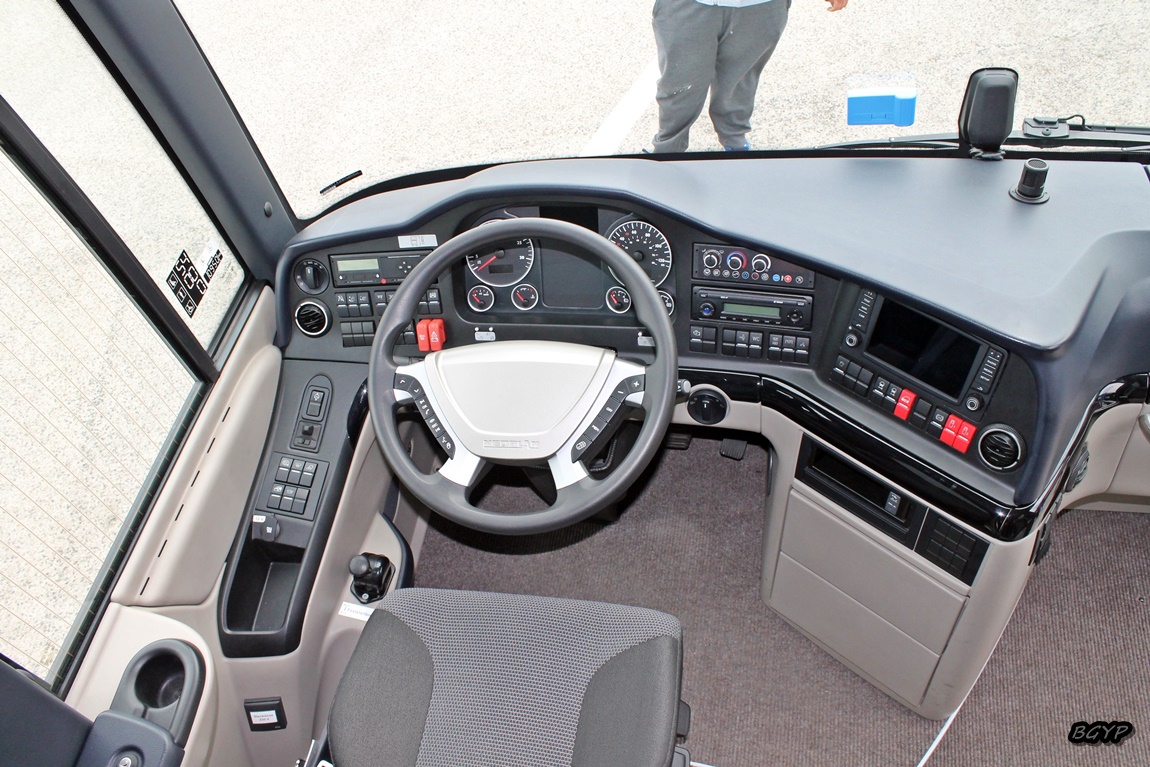 Бавария, Neoplan P22 N2216/3SHDL Tourliner L № M-NP 1511; Венгрия — Busexpo 2017, Zsámbék Бавария, Neoplan P22 N2216/3SHDL Tourliner L № M-NP 1511; Венгрия — Busexpo 2017, Zsámbék