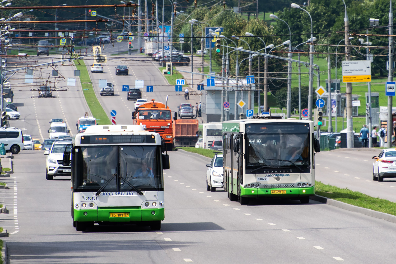 Москва, ЛиАЗ-5292.21 № 010151; Москва, Волжанин-6270.06 № 010271