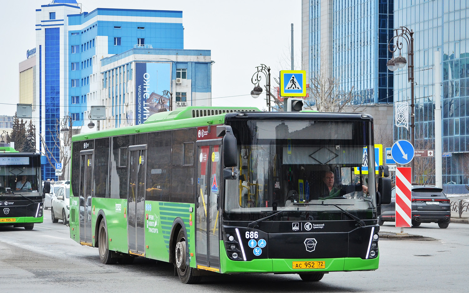 Тюменская область, ЛиАЗ-5292.65 № 686