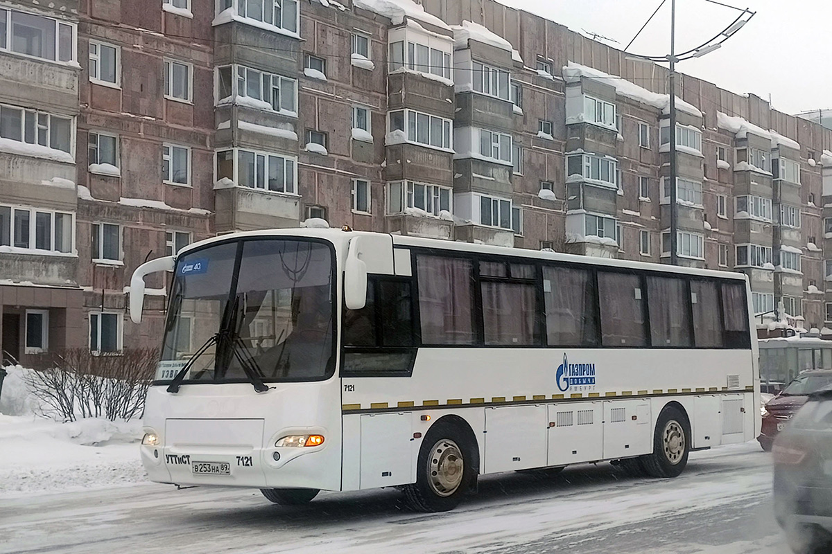 Ямало-Ненецкий АО, КАвЗ-4238-72 № 7121