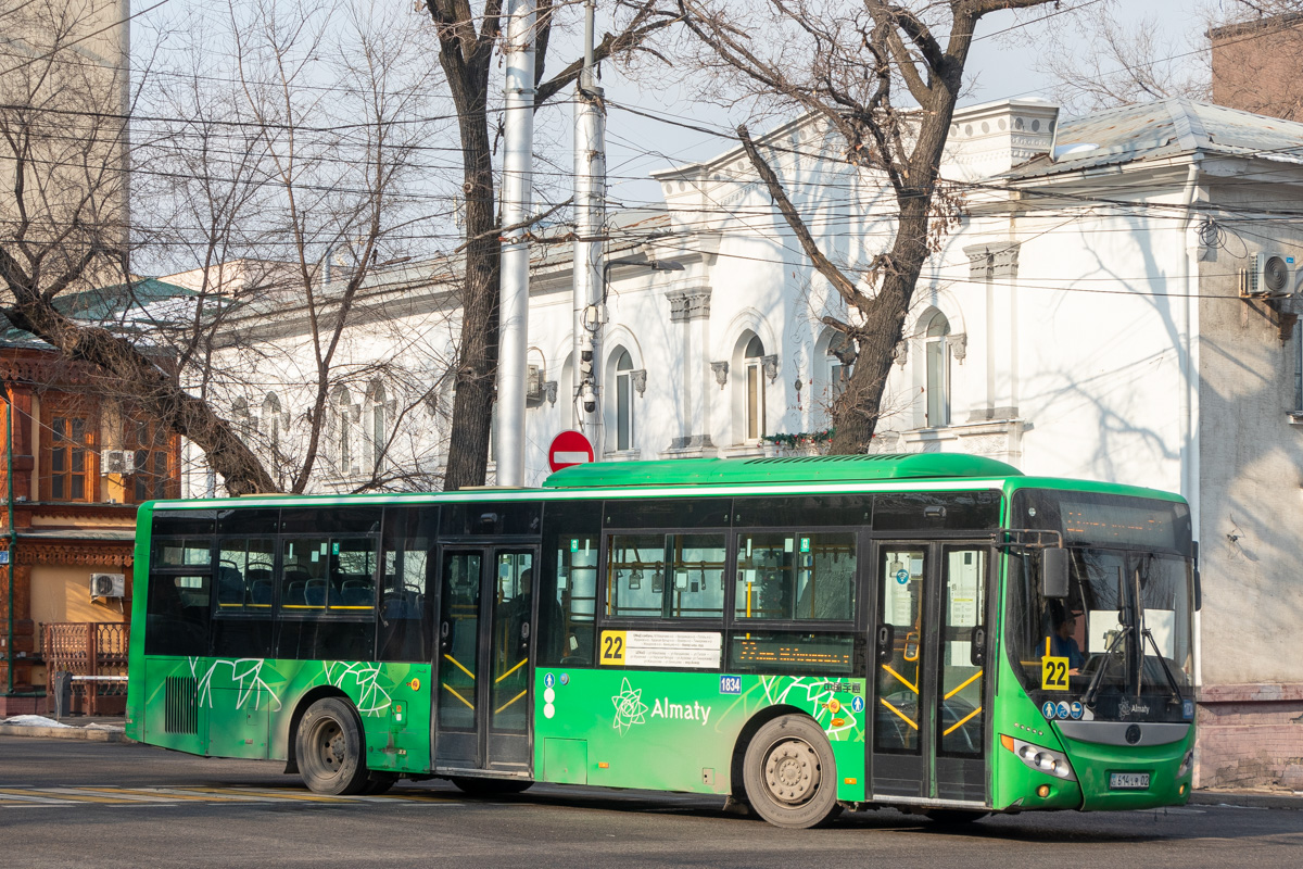 Алматы, Yutong ZK6118HGA № 1834