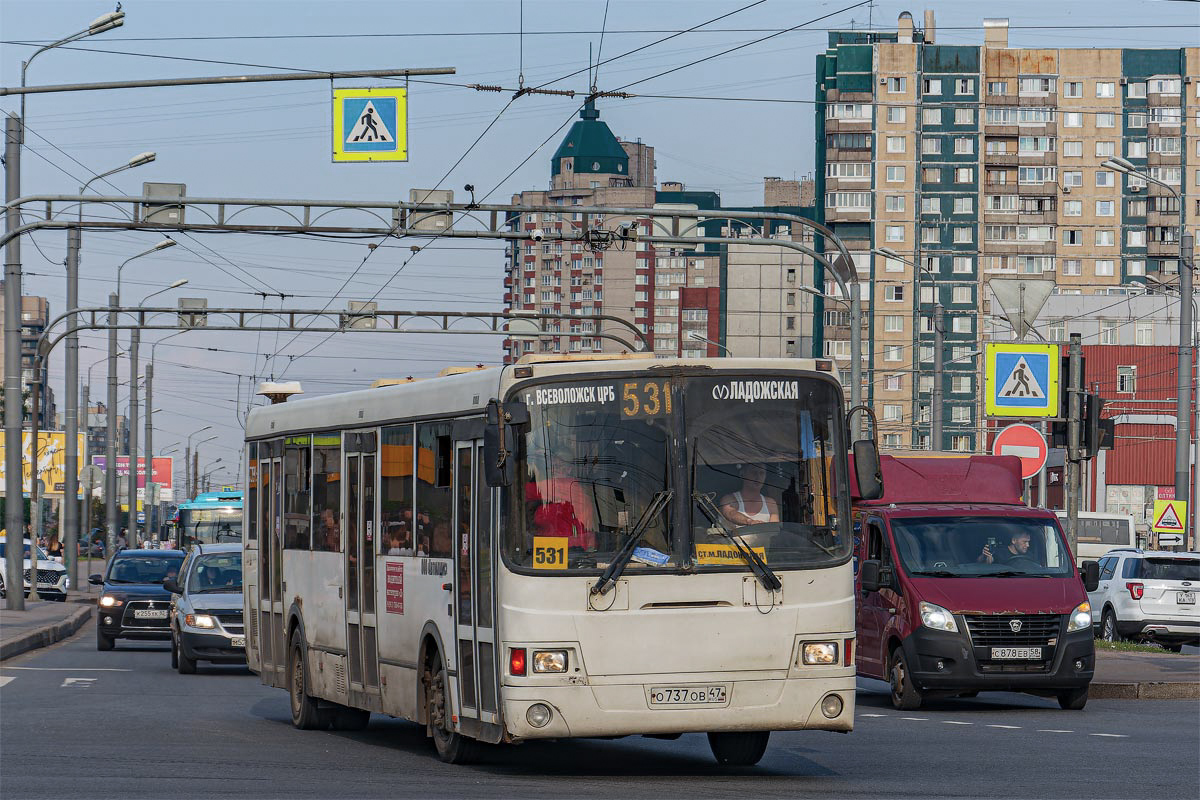 Ленинградская область, ЛиАЗ-5256.54 № О 737 ОВ 47