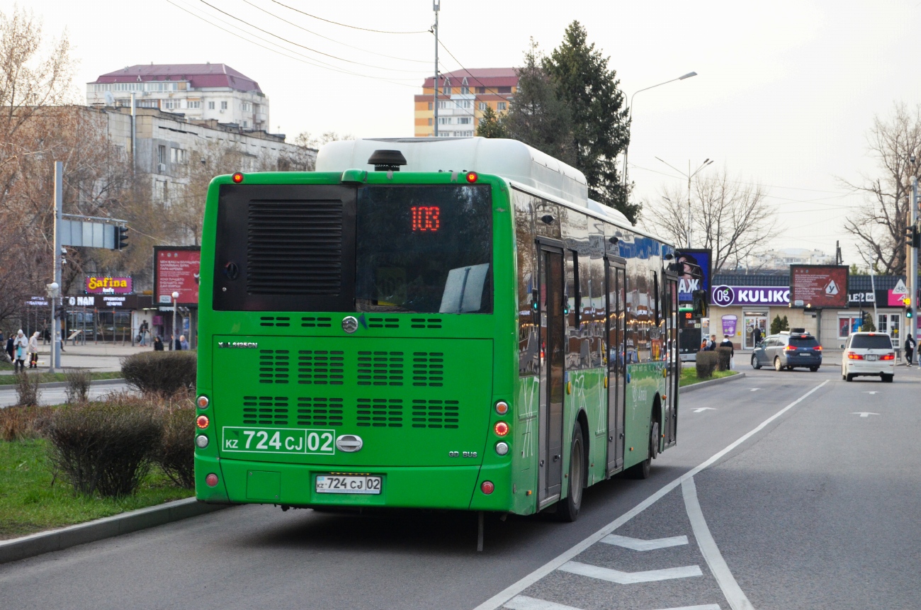 Almaty, Golden Dragon XML6125CN (Hyundai Trans Auto) # 3744