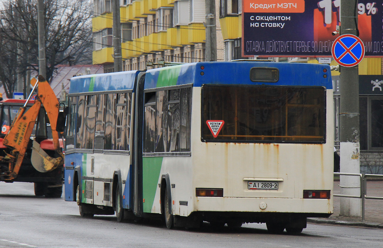 Vitebsk region, MAZ-105.465 # 011400