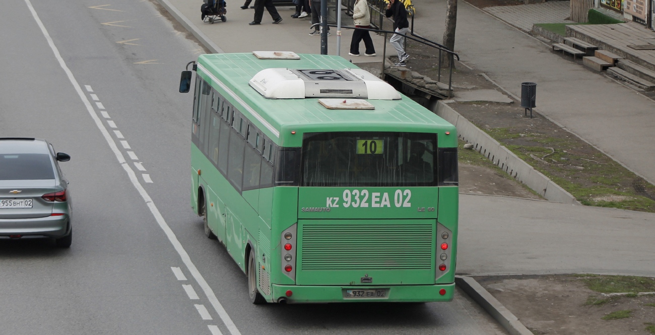 Алматы, SAZ LE60 № 932 EA 02