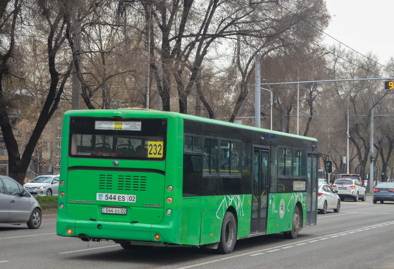 Алматы, Yutong ZK6118HGA № 544 ES 02