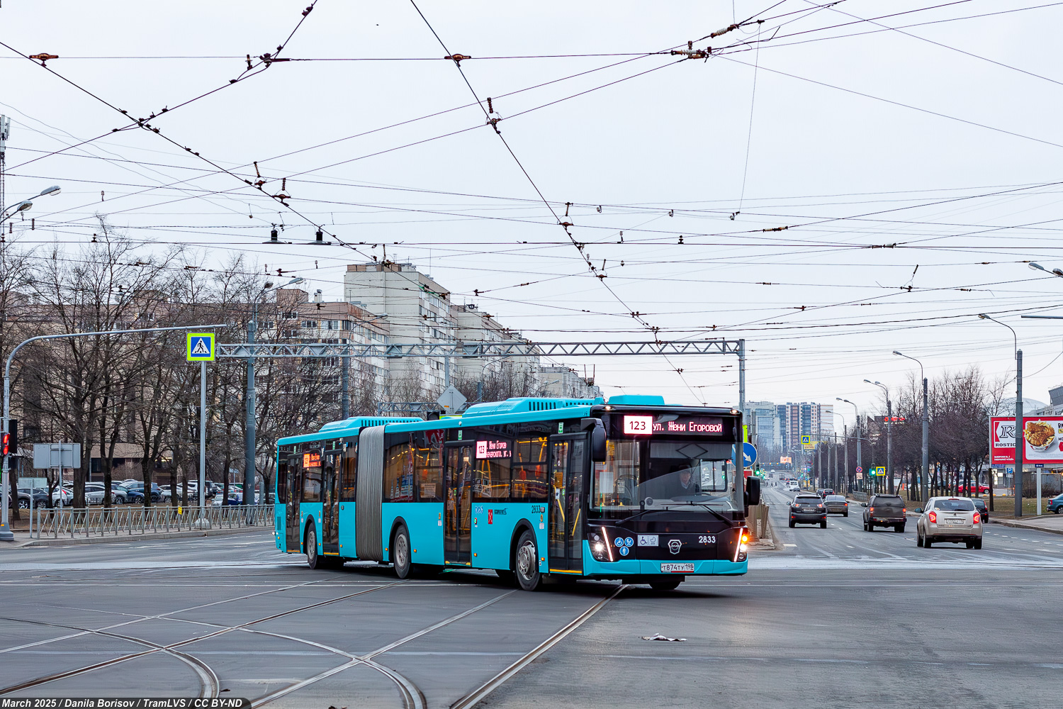 Sankt Petersburg, LiAZ-6213.65 Nr. 2833